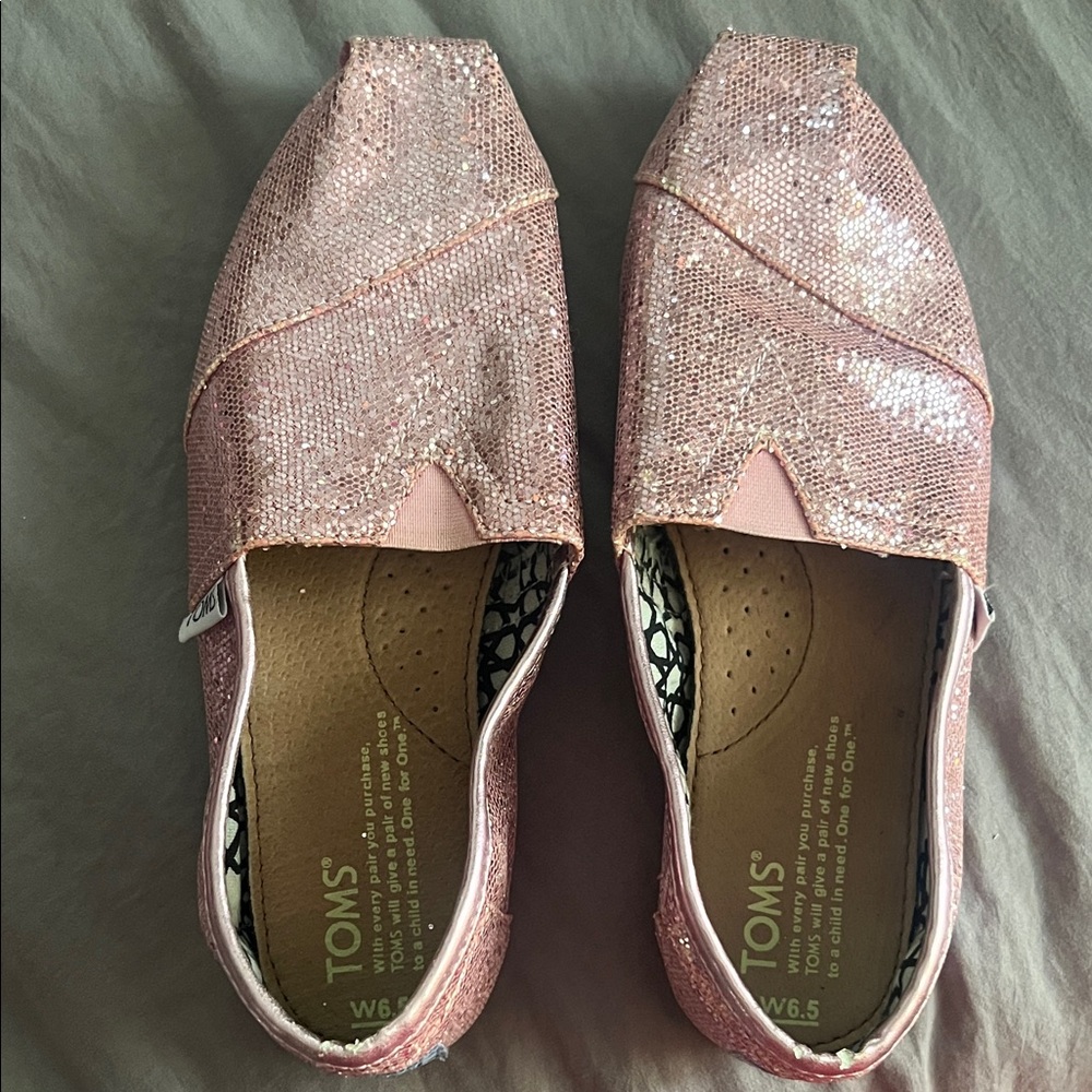 TOMS Women's Sparkling Pink Loafers